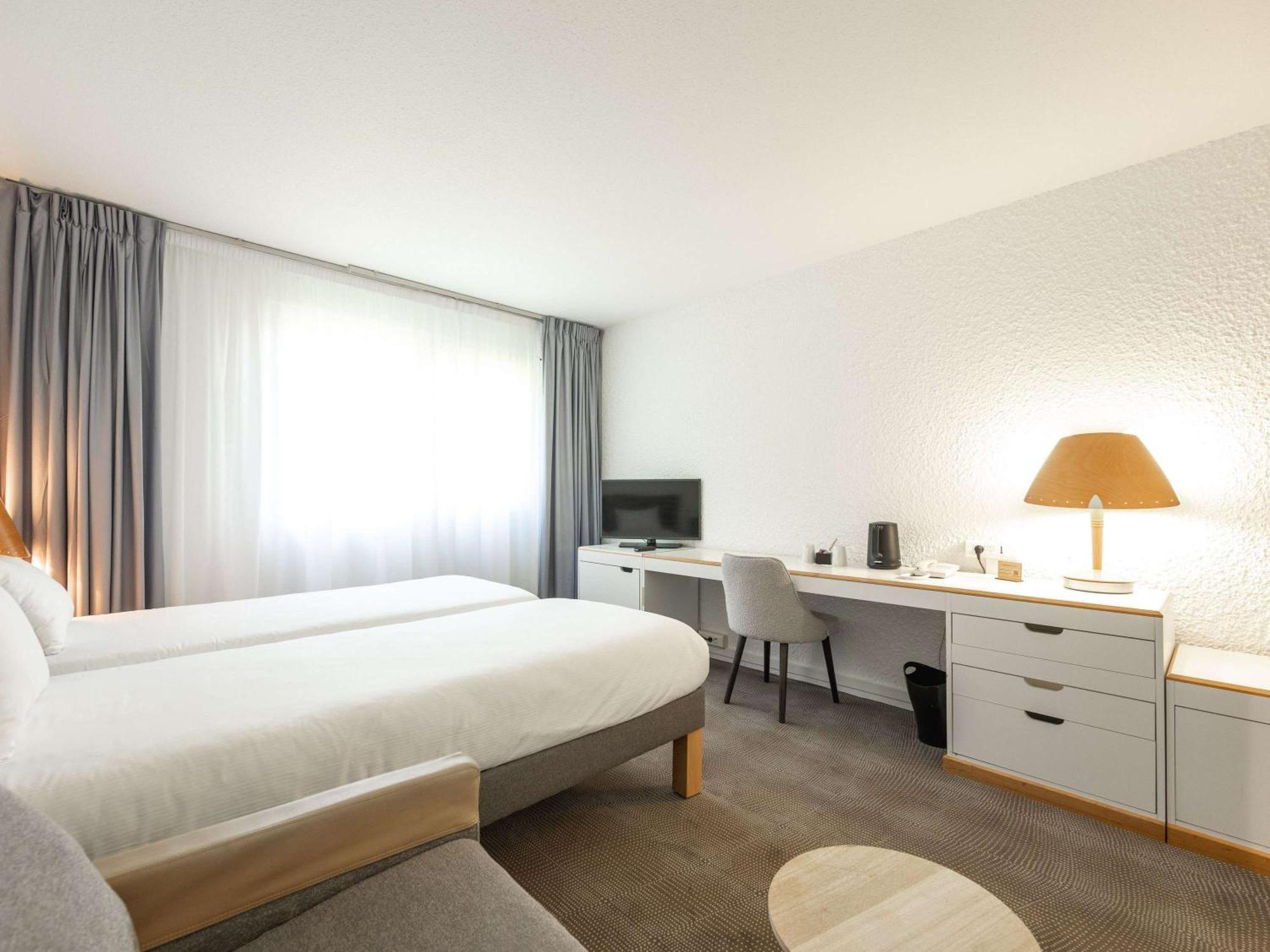Novotel Macon Nord - Porte De Bourgogne Dış mekan fotoğraf
