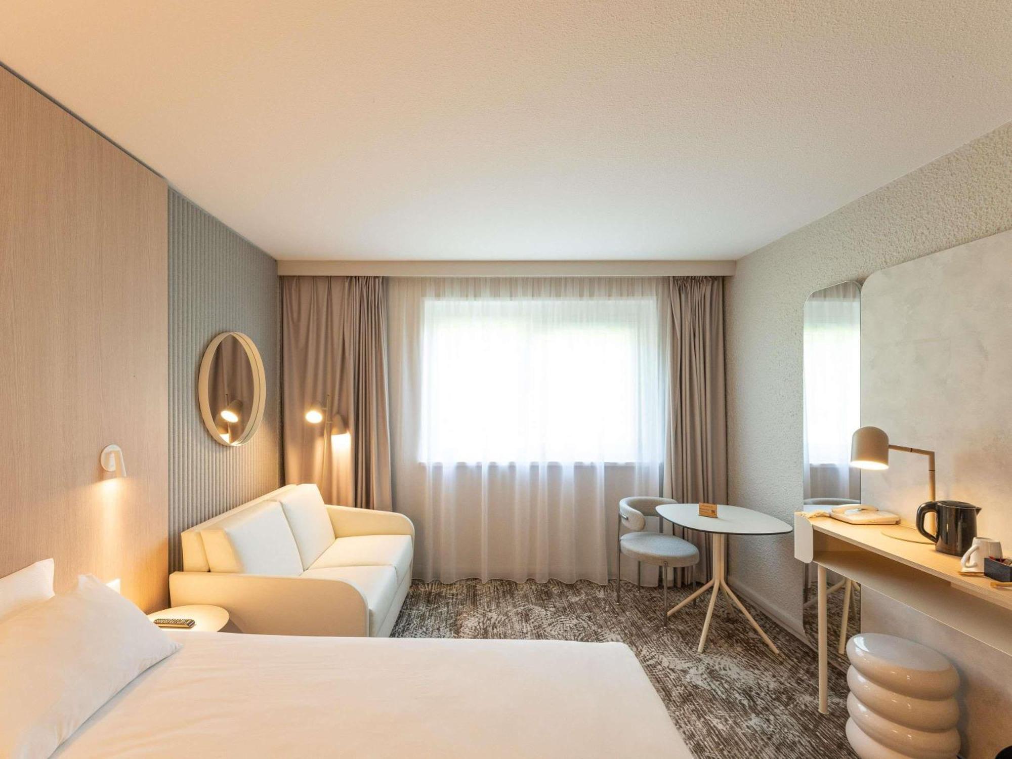 Novotel Macon Nord - Porte De Bourgogne Dış mekan fotoğraf